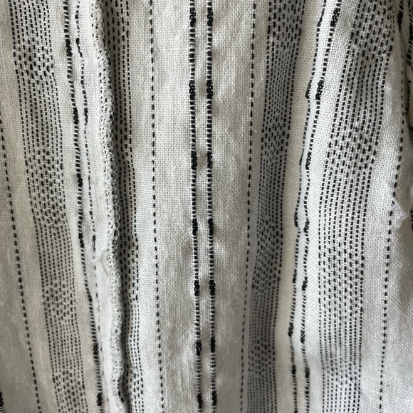 Spring dress - Picture 2 of 3